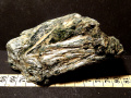 584b