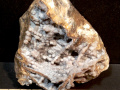 472b