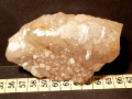 873a
