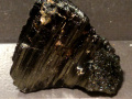 587c